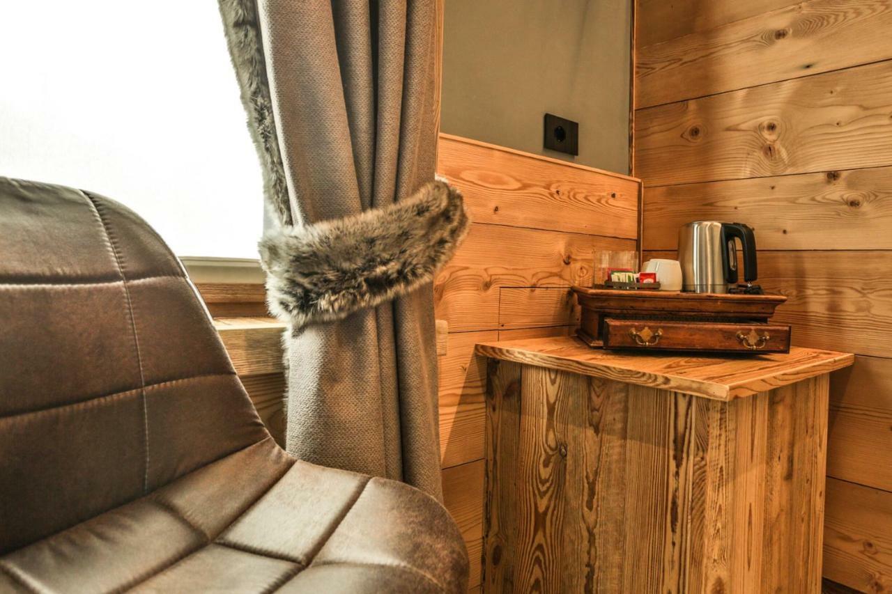 Alpine Rooms Guesthouse Breuil-Cervinia Εξωτερικό φωτογραφία